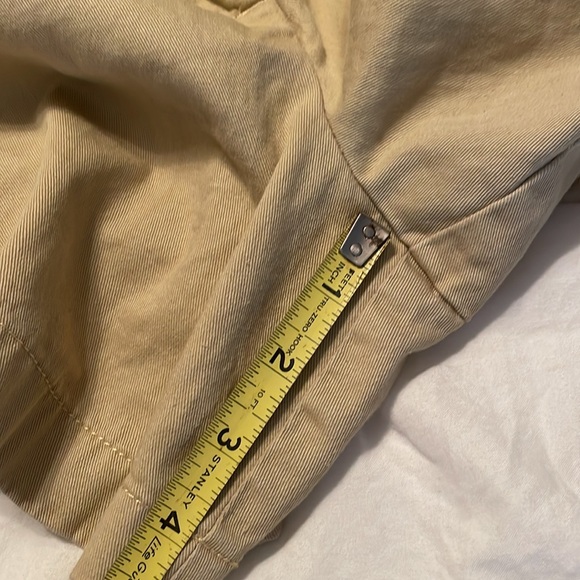 J Crew - women’s size 12 - khaki shorts EUC - Picture 8 of 9